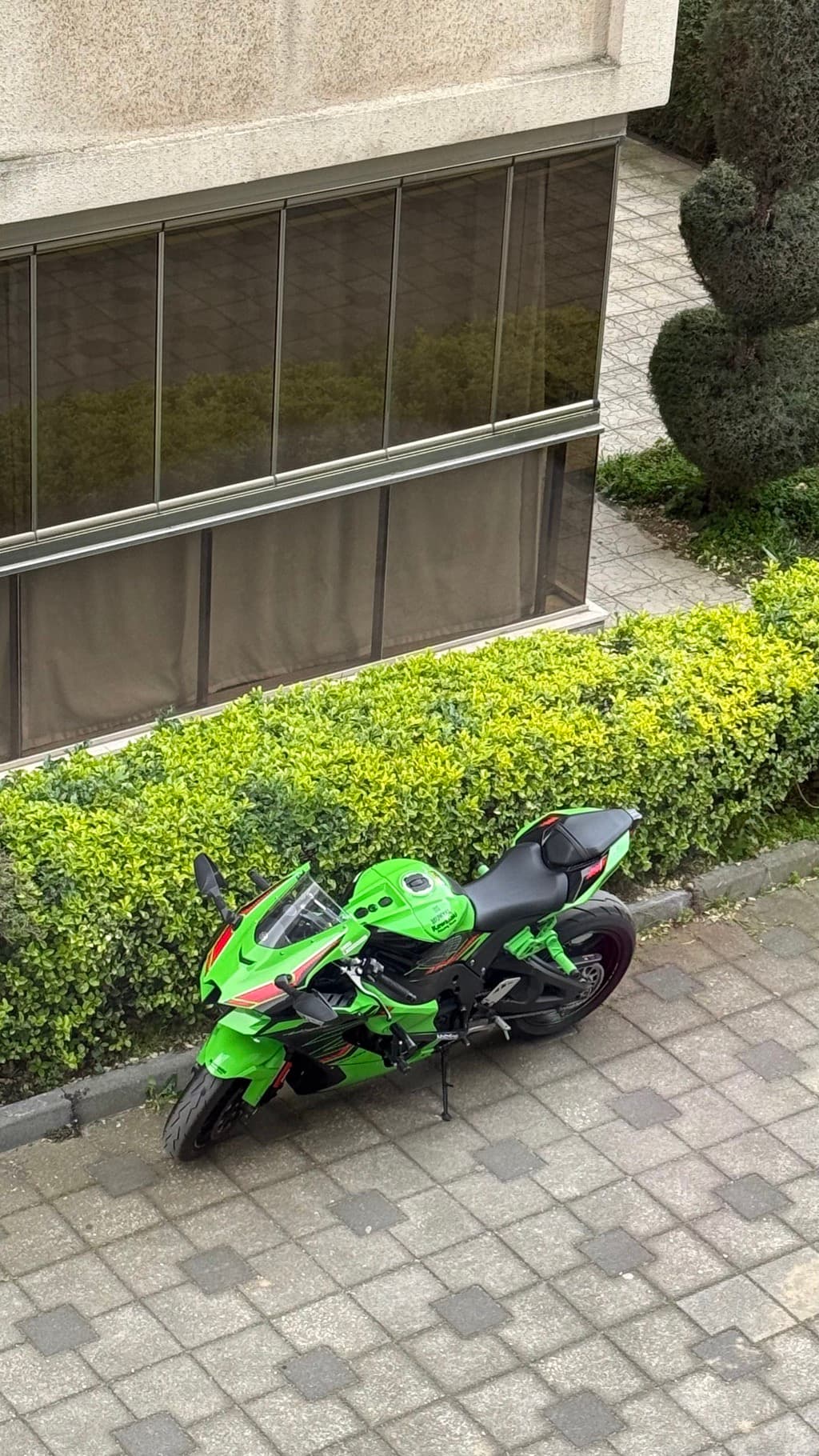 Yemyeşil Motosiklet - Küçük Resim 5