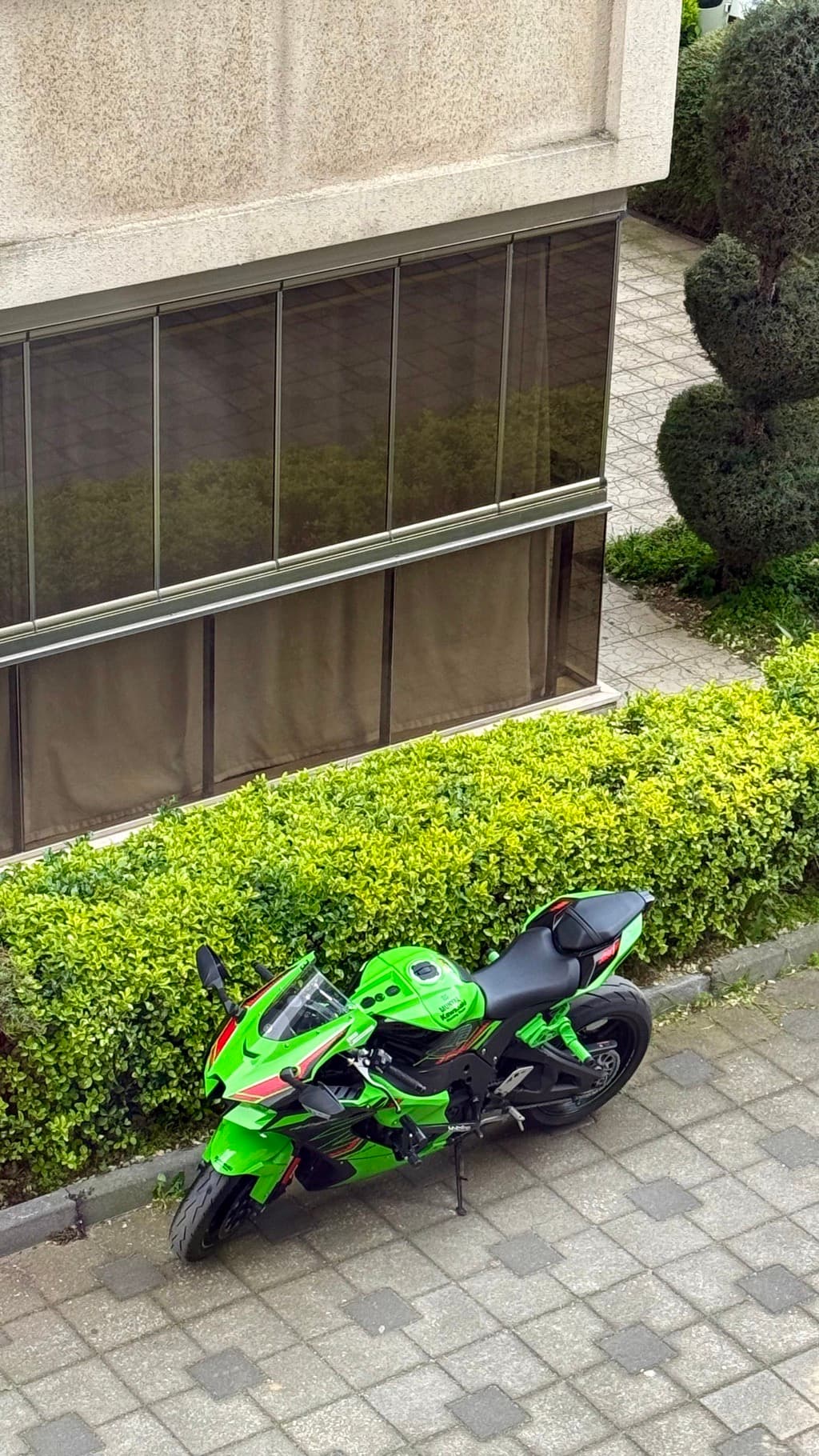 Yemyeşil Motosiklet