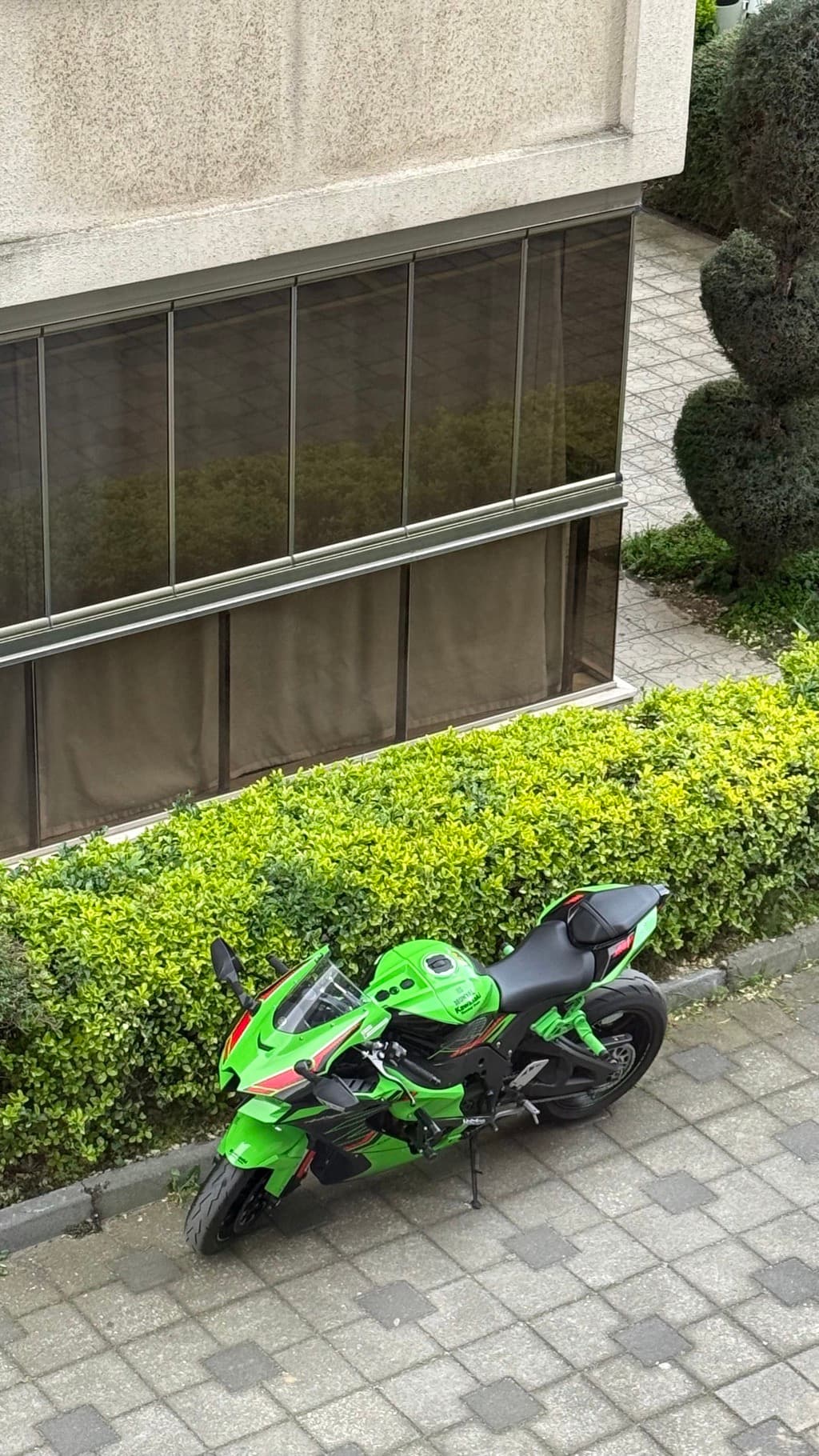 Yemyeşil Motosiklet - Küçük Resim 3